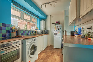 Kitchen- click for photo gallery